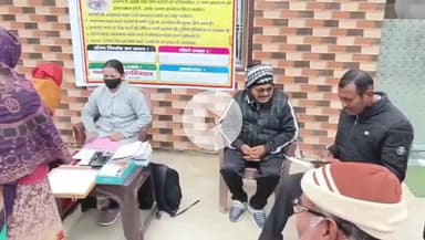 बीघापुर: इंदेमऊ में निःशुल्क नेत्र परीक्षण शिविर का आयोजन, 25 लोगों ने लिया शिविर का लाभ