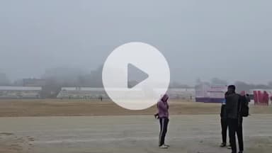 हज़ारीबाग: कड़ाके की ठंड और घने कुहासे के बीच कर्ज़न ग्राउंड में युवाओं की तैयारी जारी