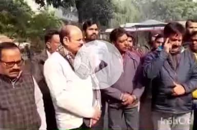 हरिद्वार: रेड़ी पटरी दुकानदारों ने सहायक नगरायुक्त को सौंपा ज्ञापन, कुंभ-2027 में व्यवस्थित रूप से बसाने की मांग की