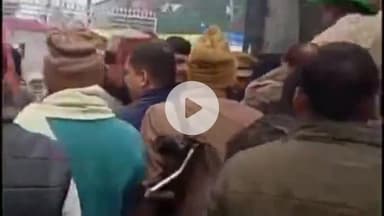 देेेवरिया: नेशनल हेराल्ड मामले में ईडी कार्रवाई के विरोध में देवरिया में कांग्रेस ने किया जोरदार प्रदर्शन