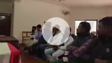 महेशपुर: महेशपुर थाना परिसर में क्रिसमस व नए साल को लेकर शांति समिति की बैठक, शांतिपूर्वक पर्व मनाने की अपील