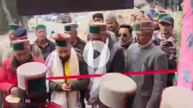 मोरंग: किन्नौर के आकपा में खुली गैस एजेंसी, डीसी किन्नौर डॉ अमित कुमार शर्मा ने किया शुभारंभ