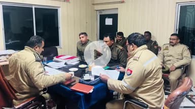 मंझनपुर: कौशाम्बी थाना में लंबित विवेचनाओं पर सख्ती, रात में पैदल गश्त कर आमजन को सुरक्षा का भरोसा दिया