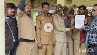 बांदा: सदर तहसील पहुंचकर प्राइवेट वाहन चालकों ने अपनी मांगों को लेकर डीएम को ज्ञापन दिया, समस्याओं पर किया जाए गौर