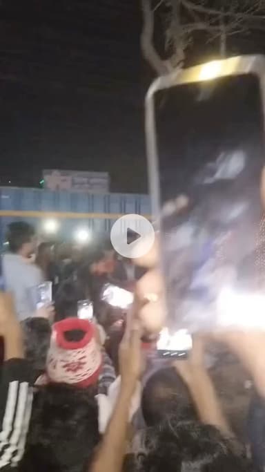 Bangladesh mein musalmanon ne Allah Hu Akbar kahkar dipu Chandra Das ko Jinda jalaya😥😥😥#Bangladesh