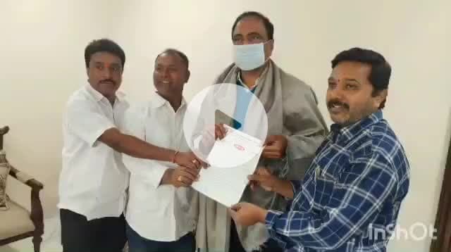 కథలాపూర్: జిల్లా కేంద్రంలో వెల్ నెస్ సెంటర్ ఏర్పాటు చేయాలణి కోరుతూ, శాసనసభ్యులు డా సంజయ్ కుమార్ కు పిఆర్టియు ఉపాధ్యాయ సంఘం వినతి