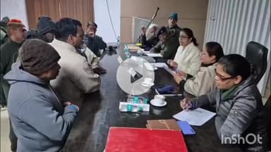 कोल: तहसील कोल में कमिश्नर के नेतृत्व में आयोजित तहसील दिवस, 5 शिकायतों का निस्तारण किया गया, गरीबों को दिए गए कम्बल