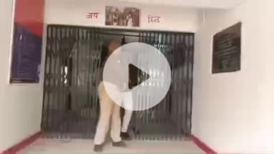 भदोही: सुरियावां में इंडियन आर्मी में नौकरी का झांसा देकर 30 लोगों से ₹74 हजार की ठगी, एक गिरफ्तार, दूसरा फरार