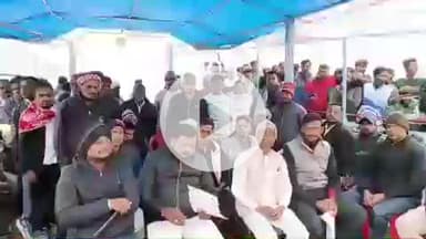 नए साल और माघ के मेले को लेकर नमोघाट पर नाविक समाज ने की बैठक, श्रद्धालुओं की सुरक्षा पर हुई वार्ता