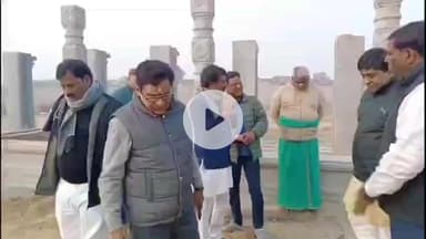 इटावा: सदर इलाके में नवनिर्माणाधीन केदारेश्वर महादेव मंदिर के निर्माण कार्य का जायजा लिया सपा राष्ट्रीय महासचिव ने