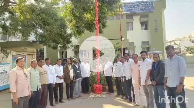 కథలాపూర్: ఘనంగా ఎల్.ఐ.సి. ఎవోఐ ఆవిర్భావ దినోత్సవ వేడుకలు
జెండా ఆవిష్కరణ