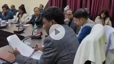 कांके: समाहरणालय में राष्ट्रपति के झारखंड दौरे को लेकर उपायुक्त और एसएसपी ने की बैठक