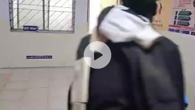 सिमडेगा: कोचेडेगा महुआ टोली के पास सड़क हादसे में गैदरिंग देखने आ रहे दो युवकों की दर्दनाक मौत