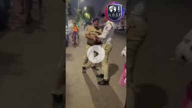 अहमदाबाद महिला को थप्पड़ मारने पर पुलिसकर्मी सस्पेंड,वायरल वीडियो से मचा बवाल#AhmedabadPolice #Viral