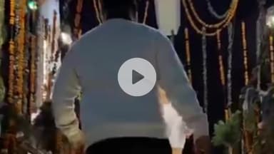 अमरोहा: अमरोहा में बापू की प्रतिमा का अपमान, सोशल मीडिया की सनक में मर्यादा हुई तार-तार