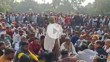 धौलपुर: धौलपुर में नाबालिग से छेड़छाड़ के मामले को लेकर जनआक्रोश, पैदल मार्च निकालकर गिरफ्तारी की मांग की गई