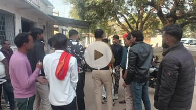 खरगापुर: खरगापुर-बल्देवगढ़ मार्ग पर श्मशान घाट के पास मोटरसाइकिल ने मारी टक्कर, पुलिस पहुंची