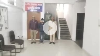 अमरोहा: अमरोहा में अपराधियों पर कार्रवाई से अपराध पर लगेगा अंकुश, रजबपुर पुलिस ने चोरी के मामले में फरार आरोपी को किया गिरफ्तार