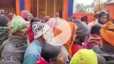 हज़ारीबाग: कड़ाके की ठंड में हजारीबाग यूथ विंग ने 100 जरूरतमंदों को कंबल बांटे, मिली राहत