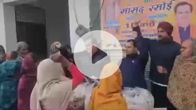 टोंक: पूर्व सांसद सुखबीरसिंह जौनापुरिया ने शहर आवास पर चल रही सांसद रसोई में जरूरतमंदों को भोजन के पैकेट वितरित किए