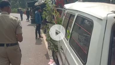 ಸುಳ್ಯ: ಗೂನಡ್ಕದಲ್ಲಿ ಲಾರಿಯೊಂದು ಓಮ್ನಿ ಮೇಲೆ ಪಲ್ಟಿಯಾಗಿ ಲಾರಿ ಚಾಲಕನಿಗೆ ಗಂಭೀರ ಗಾಯ