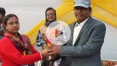 ঝাড়গ্রাম: ঝাড়গ্রাম স্টেডিয়ামে ১০ নাম্বার ওয়ার্ড কমিটির উদ্যোগে আয়োজিত হল ক্রীড়া প্রতিযোগিতা, উপস্থিত সাংসদ