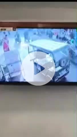 पीलीभीत: शहर कोतवाली क्षेत्र में राम बेटी नाम की महिला को ई-रिक्शा पर बैठी महिलाओं ने बनाया टप्पेबाजी का शिकार