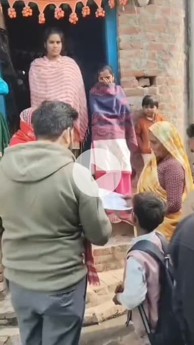 आज दिनांक 22/12/2025 को 136 ददरौल विधानसभा की सम्मानित जनता के बीच आपका सेवक लखन प्रताप सिंह।