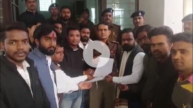 सागर नगर: चांदामऊ आगजनी मामला: हिंदू संगठनों ने थाना प्रभारी कपिल लक्षकार पर हिंदुओं को लड़ाने का षड्यंत्र रचने का आरोप लगाया