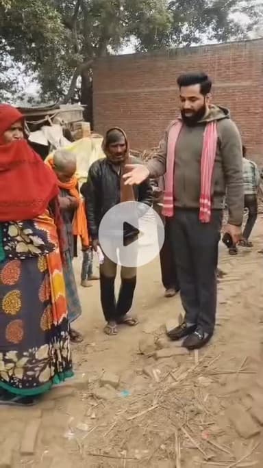 आज दिनांक 22/12/2025 को 136 ददरौल विधानसभा की सम्मानित जनता के बीच आपका सेवक लखन प्रताप सिंह।