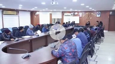 कोडरमा: समाहरणालय में जिला नीलाम पत्र से संबंधित लंबित मामलों की समीक्षा बैठक आयोजित