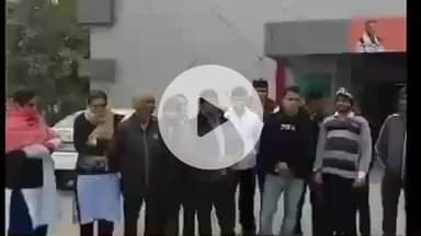 भिवानी: भिवानी में HKRN कर्मचारियों का नागरिक अस्पताल में प्रदर्शन, कहा- 3 महीने से वेतन नहीं मिला