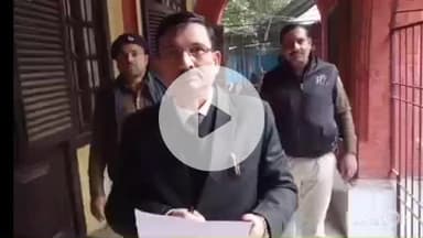 आरा: आरा की एक सेशन कोर्ट ने हत्या के आरोप में दो व्यक्तियों को आजीवन सश्रम कारावास की सजा सुनाई