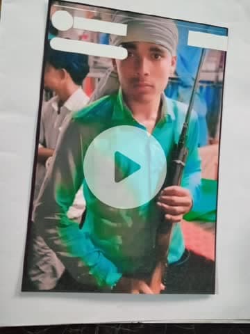 गया टाउन सीडी ब्लॉक: हथियार लेकर वीडियो वायरल सूत्रों के मुताबिक यह वीडिओ मुफ़सील थाना क्षेत्र की बताई जा रही है इसकी पुष्टि हम नही करते है.