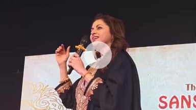 मथुरा: संस्कार पब्लिक स्कूल मथुरा के वार्षिक कार्यक्रम में बॉलीवुड अभिनेत्री भाग्यश्री बनीं आकर्षण का केंद्र