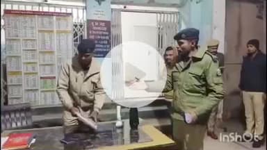आरा: भोजपुर पुलिस अधीक्षक ने मध्य रात्रि में नवादा थाना का किया औचक निरीक्षण, दिए अहम दिशा निर्देश