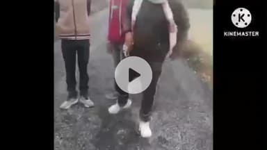 बस्ती: कुद्ररहा विकासखंड के नाउडाड गांव में पीडब्ल्यूडी द्वारा बनाई जा रही सड़क उखड़ने का वीडियो आया सामने