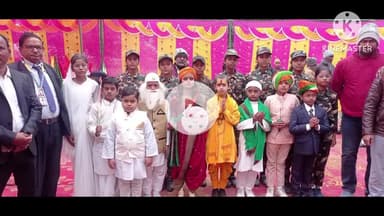 हुसैनगंज: फरीदपुर गांव के रमना में मौलाना मजहरुल हक की जयंती पर बच्चों ने झांकी प्रस्तुत की