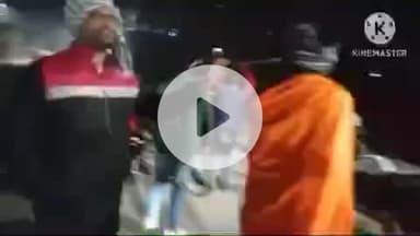 हमीरपुर: गौरा देवी में बीच सड़क दो पक्षों के बीच जमकर चले लाठी-डंडे और हाकी, आधा दर्जन लोग घायल