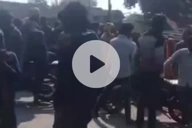 गाडरवारा: खाद न मिलने पर किसानों ने साली चौका बसुरिया रोड, डांग के पास किया चक्का जाम