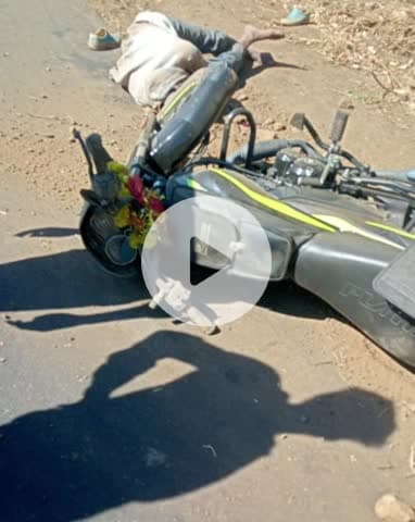 मुंगनारपार... मोहगांव मार्गपुर मोटरसाइकिल की एक्सीडेंट तीन लोग 30 फीट दूरी तक