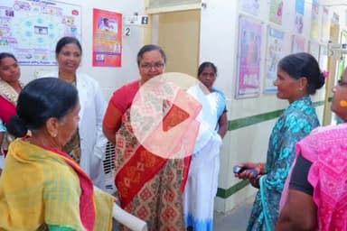 బెజ్జంకి: బెజ్జంకి మండల కేంద్రంలోని ప్రాథమిక ఆరోగ్య కేంద్రాన్ని ఆకస్మికంగా సందర్శించిన జిల్లా కలెక్టర్ హైమావతి