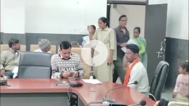 रतलाम नगर: रतलाम: महिला सरपंच पर मौका पाकर मकान गिराने का आरोप, जनसुनवाई में हुई शिकायत