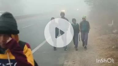 पानीपत: मतलौडा में समय पर नहीं पहुंचे शिक्षक, ठंड में स्कूल के गेट पर ठिठुरते रहे बच्चे