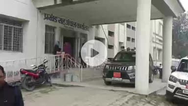 बिथान: बीस सूत्री बैठक में पत्रकारों को कवरेज से रोकने पर आक्रोश, पारदर्शिता और प्रेस स्वतंत्रता पर सवाल