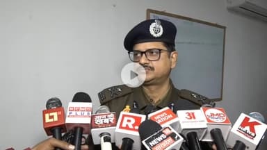 कानपुर ब्रेकिंग 

कोहना थाना क्षेत्र गंगा बैराज पर कोहना पुलिस टीम बैरियर लगाकर संदिग्ध वाहनों की चेकिंग में लगी थी कि त