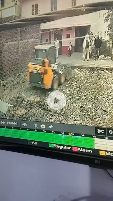 सुभाष नगर मोहल्ले की गली नं० 9 की सफाई कार्य