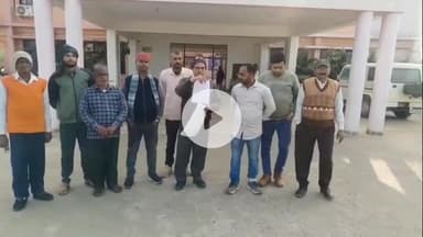 मऊगंज: मऊगंज-बरहटा सड़क निर्माण में पारदर्शिता की मांग, वार्ड 02 और 05 के भूमि स्वामियों ने कलेक्टर को सौंपा पत्र