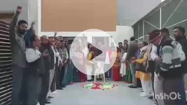 बारां: अटल जयंती की पूर्व संध्या पर भाजपा महिला मोर्चा ने सांसद कार्यालय पर दीप प्रज्वलन किया, अटल जी को दी श्रद्धांजलि