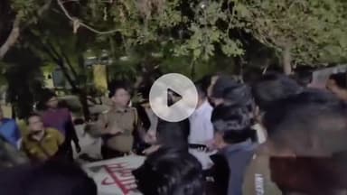 डग: तस्करी के आरोपी को पकड़ने मध्यप्रदेश गई पगारिया पुलिस का मनासा में व्यापारियों ने किया घेराव